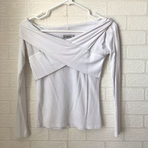 Off the shoulder long sleeve